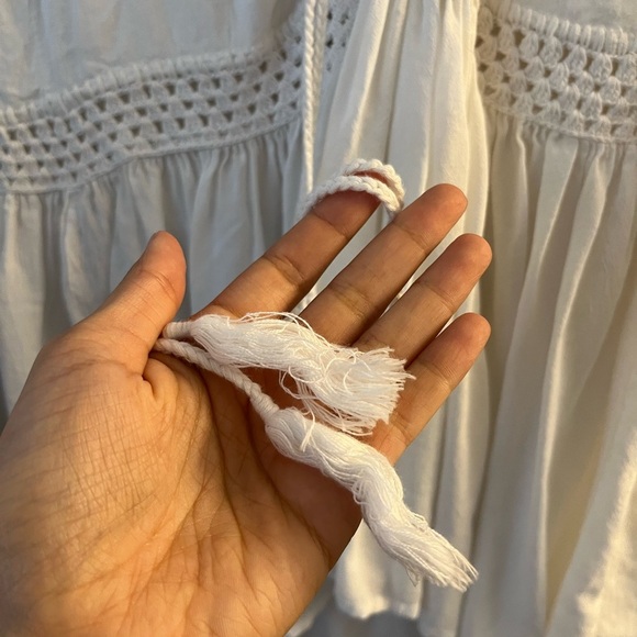 INDAH White Dress - Picture 7 of 15